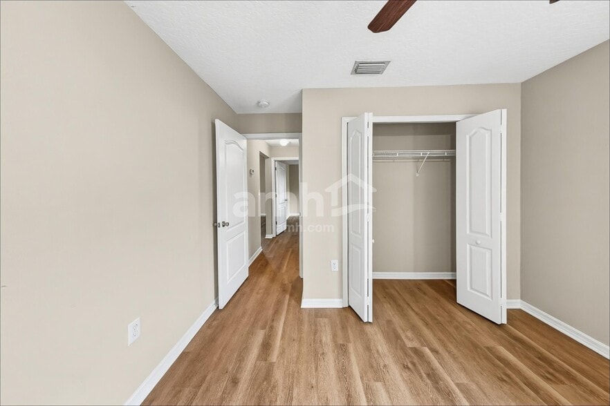 Building Photo - 1323 Old Millpond Rd