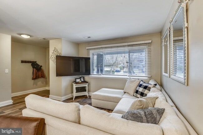 Building Photo - 1059 Cedar Ridge Ct