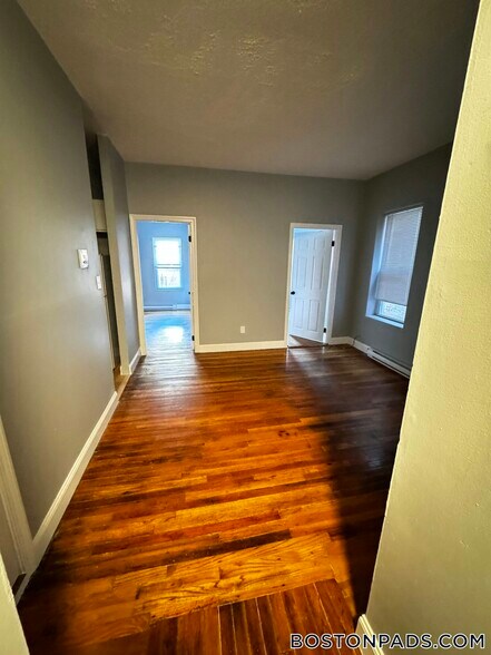 Building Photo - 894 Huntington Ave