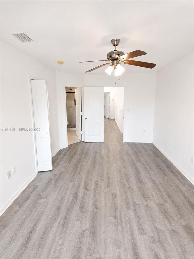 Building Photo - 3092 SW 129th Terrace