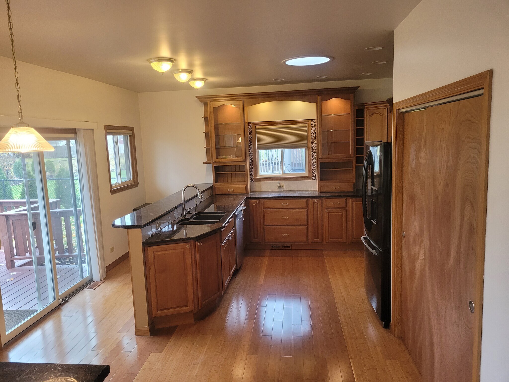 Building Photo - 364 N Everett Dr