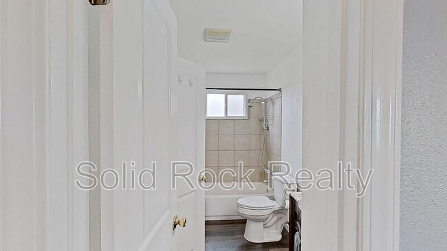 Building Photo - 4443 Berryknoll Dr