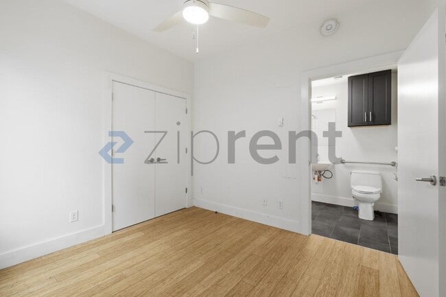 Building Photo - 245 Norwell St