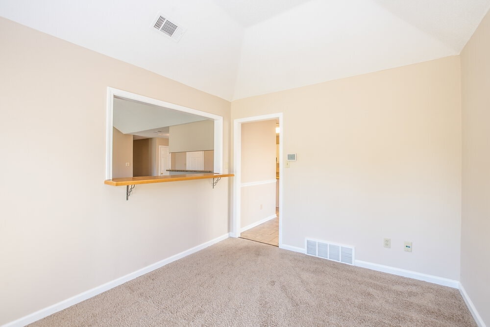 Building Photo - 3056 Valley Green Ln