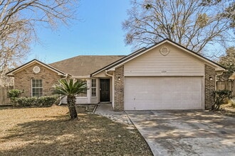 Building Photo - 2204 Francis Lewis Ct