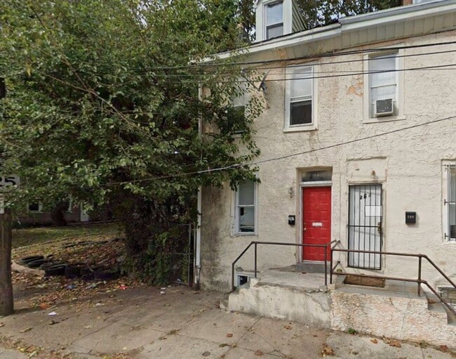 Primary Photo - NEWLY UPDATED 4 BED 1 BATH HOME FOR RENT.