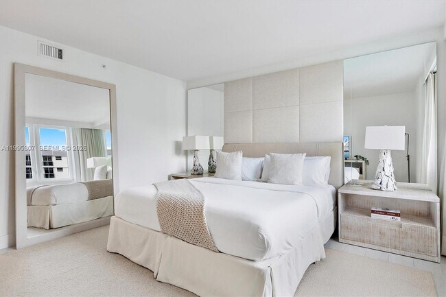 Building Photo - 102 24th St