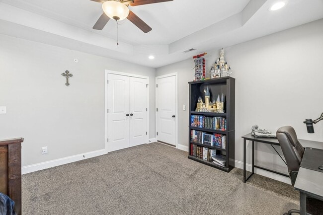 Building Photo - 8325 Turnbull Dr