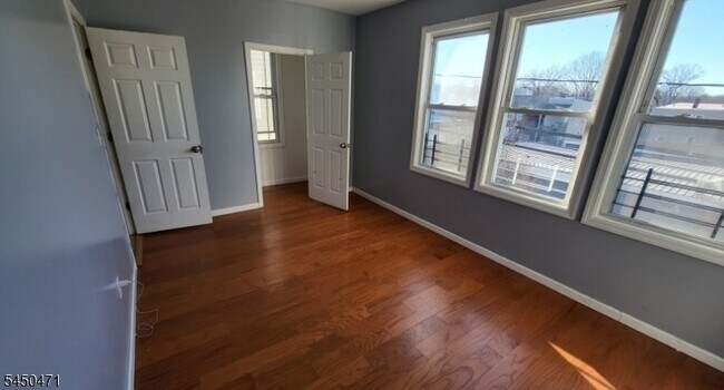 Building Photo - 45 Highland Ave