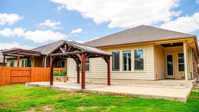 Building Photo - 184 Fort Cobb Way