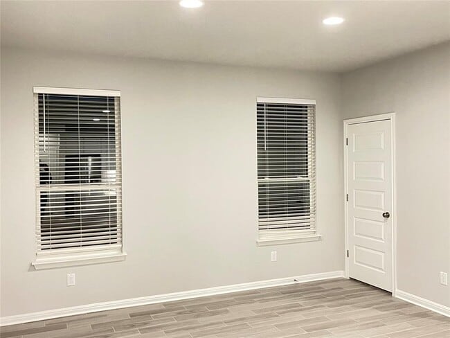 Building Photo - 316 McLintock Rd