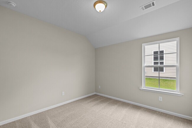 Building Photo - 3013 Brems Dr