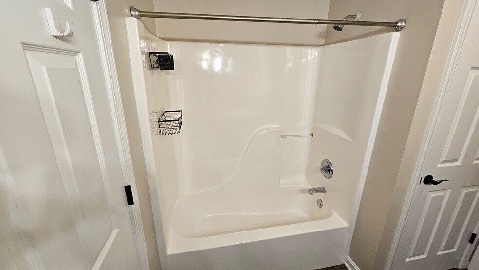 Primary Bath - 5411 Skeffington Way