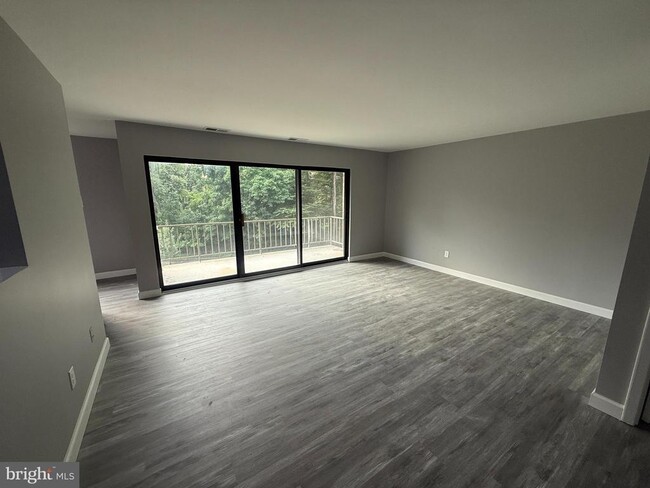 Building Photo - 6029 Majors Ln