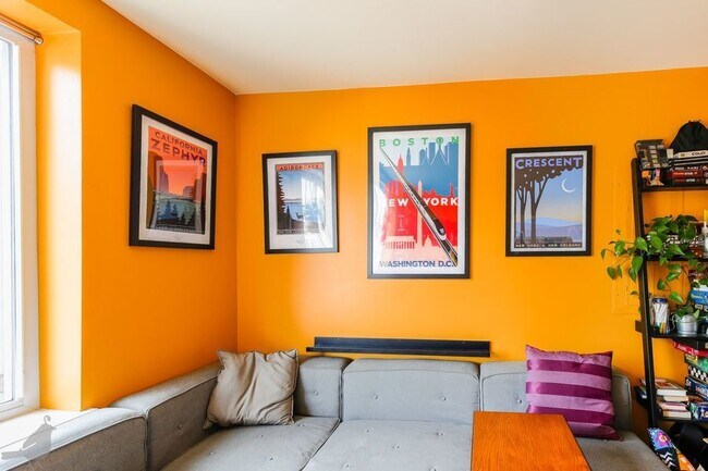 Building Photo - 420 16th St SE