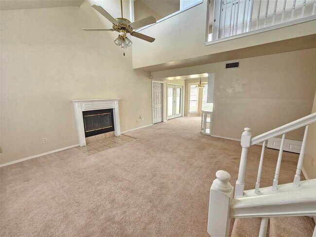 Building Photo - 404 SW 80th St