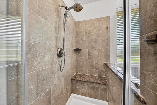 Building Photo - 19202 Presa Canyon Dr