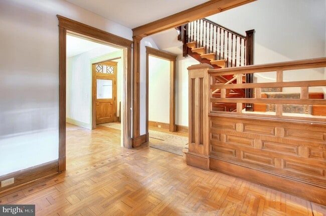 Building Photo - 1756 Park Rd NW