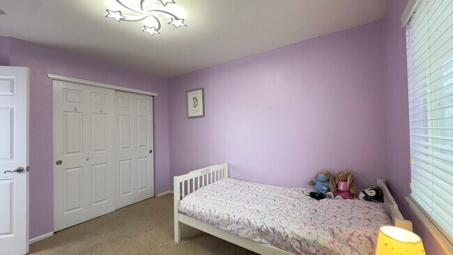 Building Photo - 7414 S Memphis St