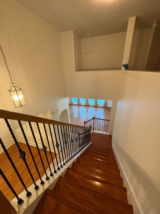 Building Photo - 1902 Creegan Park Ct