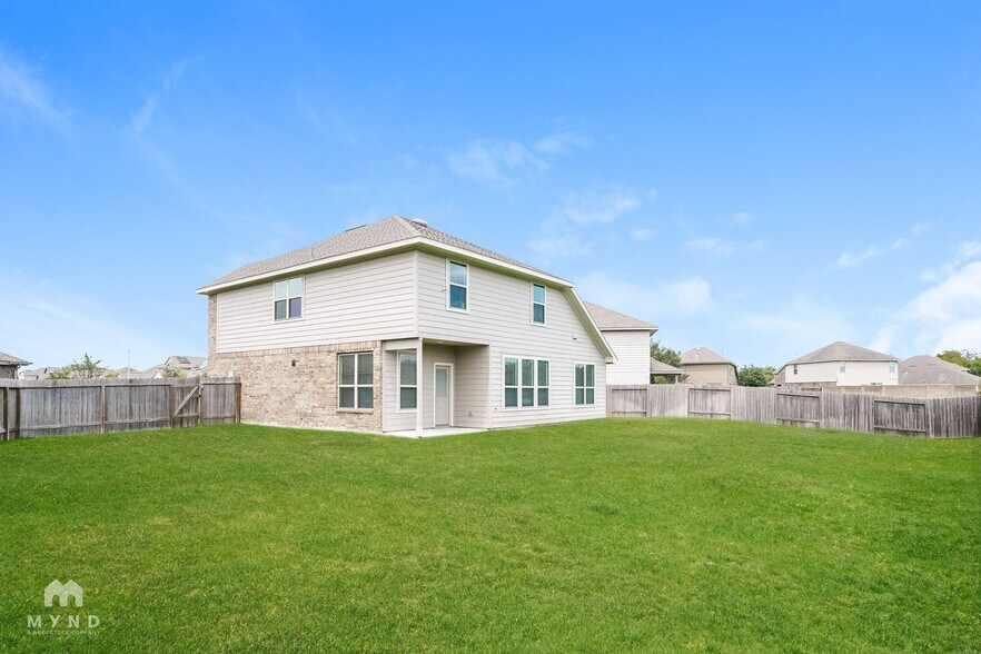 Building Photo - 3031 Newcastle Crst Ln