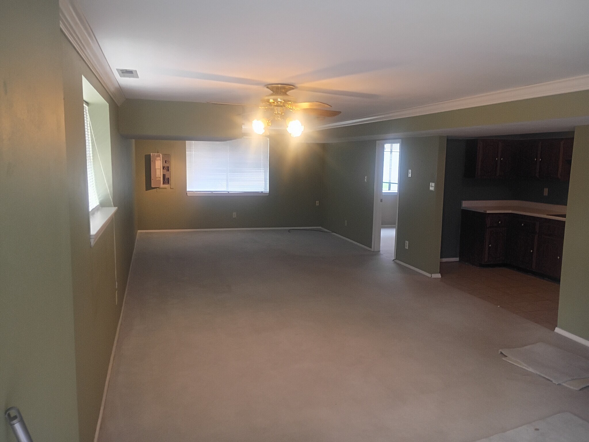 Building Photo - 4863 Vermilion Dr