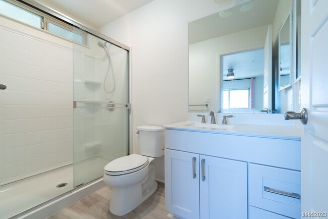 Building Photo - $3,350 / 2br - 1119ft2 - Beautifully Maint...