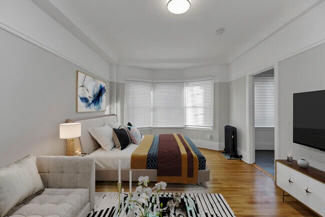 Building Photo - 345 Fulton