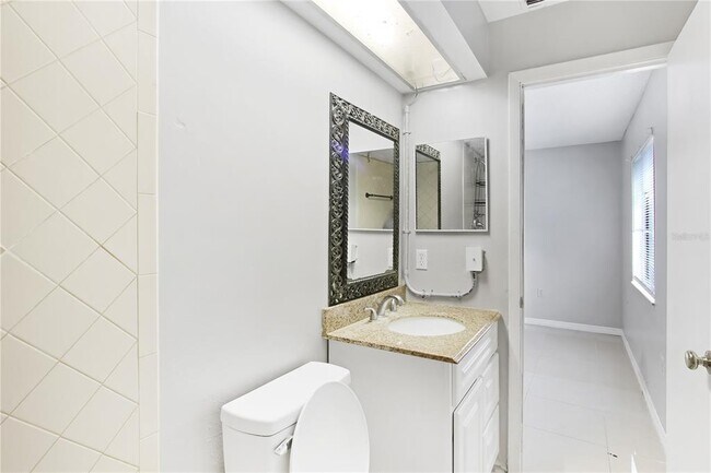 Building Photo - 3802 Shady Grove Cir