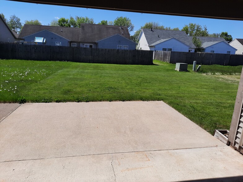 Building Photo - 2109 Fincastle Way