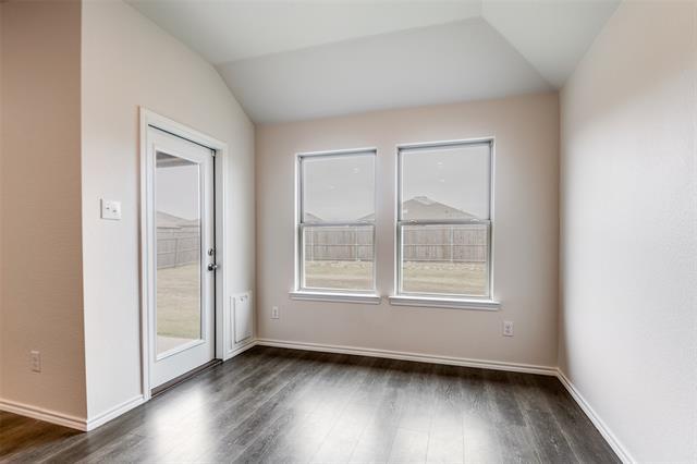 Building Photo - 1319 Lowhill Dr