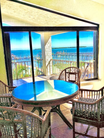 Building Photo - 232 Tarpon St