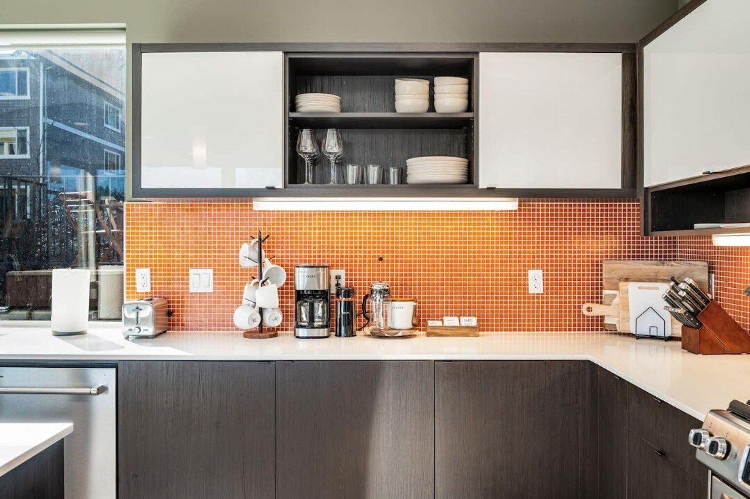 Building Photo - 2323 W Crockett St