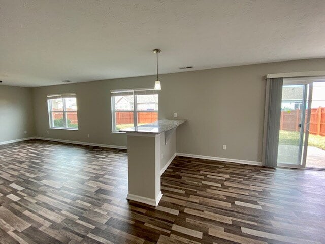 Building Photo - Fantastic 4 Bedroom, 2.5 Bath w/LOFT in Brookfield Place