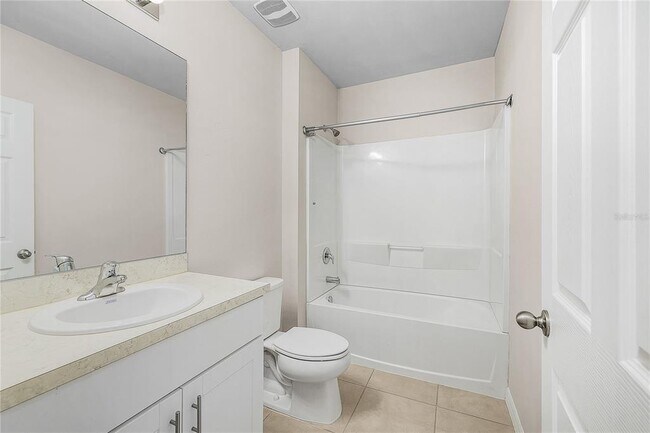 Building Photo - 616 Posadas Cir