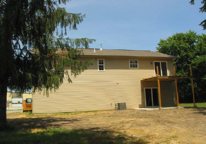 Building Photo - 159 W Division St