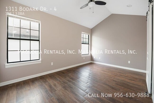 Building Photo - 1311 Bodark Dr