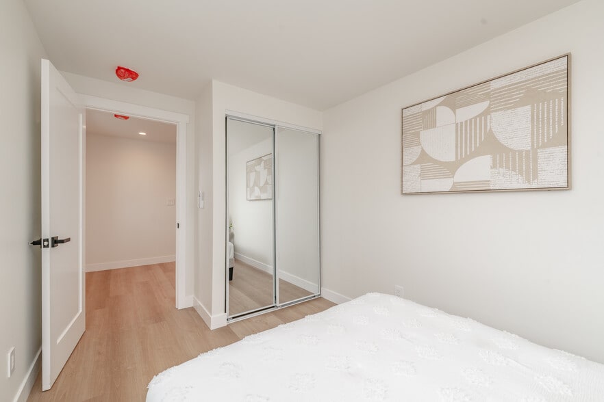 Building Photo - 1972 S Corning St