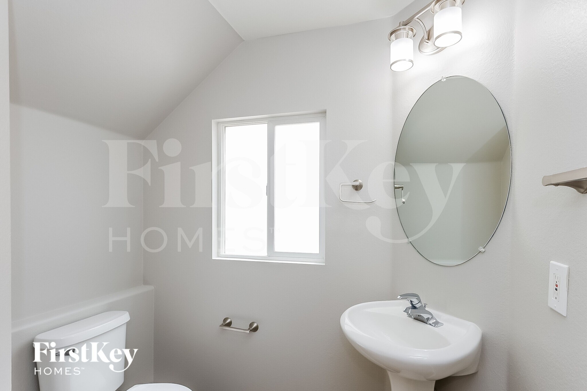 Building Photo - 10174 Pennyroyal St