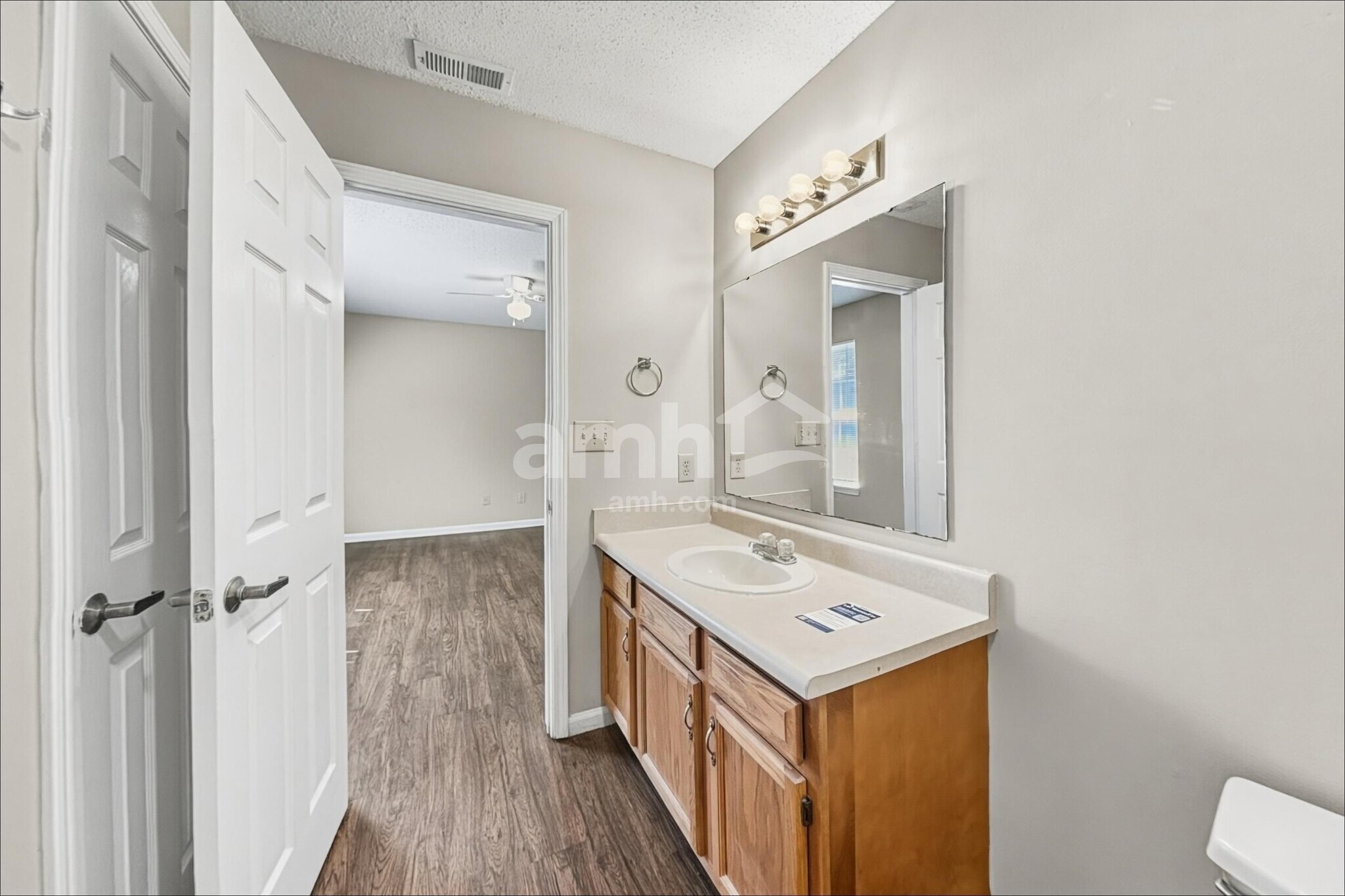 Building Photo - 7315 Cordova Dr