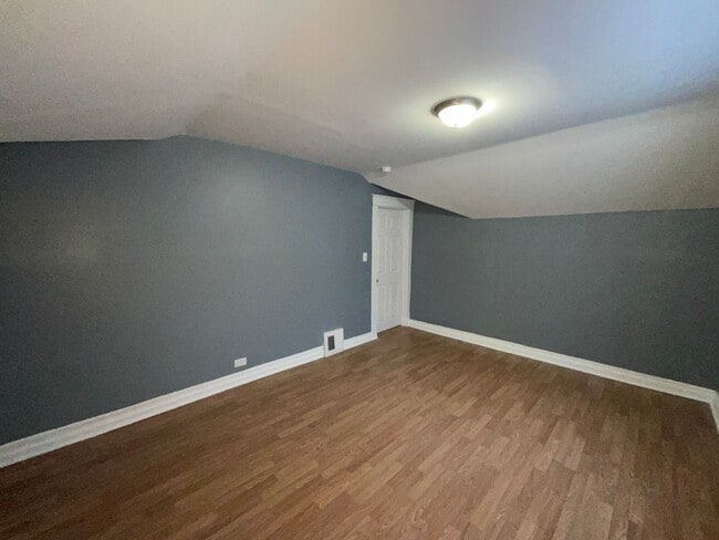 Building Photo - 12602 Thornhurst Ave