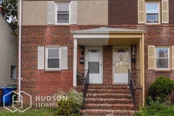 Building Photo - 417 3rd Ave