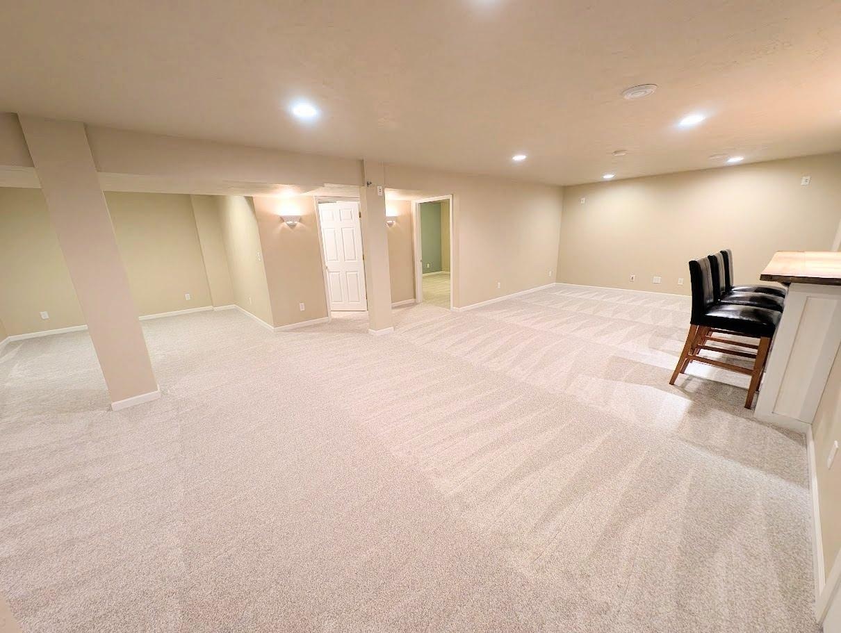 Building Photo - N9427 Handel Dr