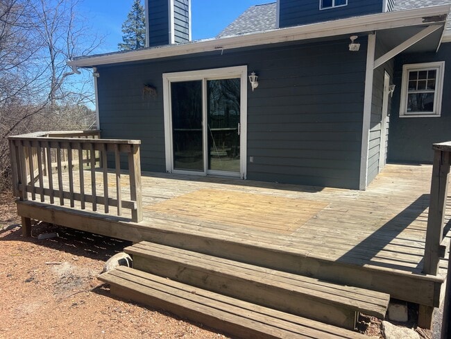 Building Photo - 4503 Lakeland Dr