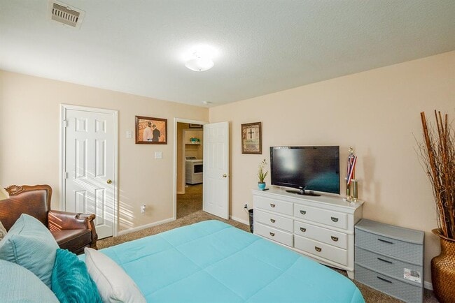 Building Photo - 3434 Zephyr Glen Way