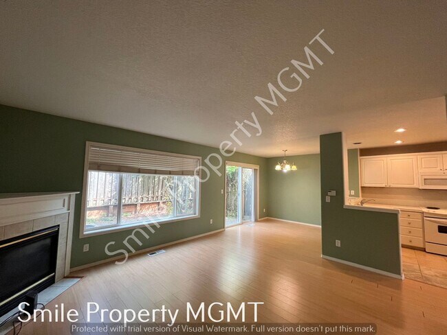 Building Photo - Spacious 3 Bedroom Home in Bethany neighborhood