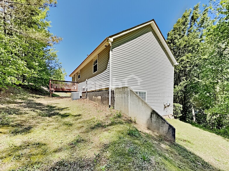 Building Photo - 4319 Caroline Ct