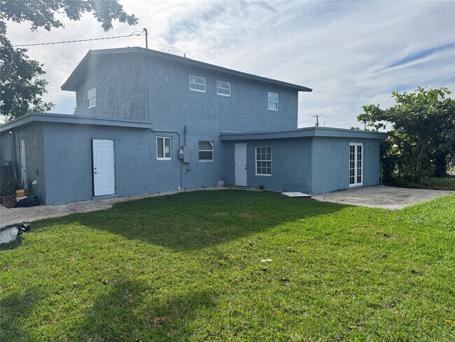 Building Photo - 4551 NW 12th St