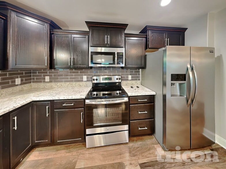 Building Photo - 515 Magnolia Dr