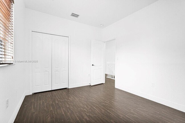 Building Photo - 8882 W Flagler St